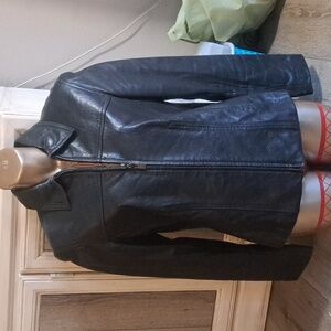 AVANTI BLACK LEATHER JACKET Small